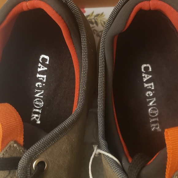 NEW CafeNoir Khaki Low Top Sneakers size 9 - Picture 3 of 8